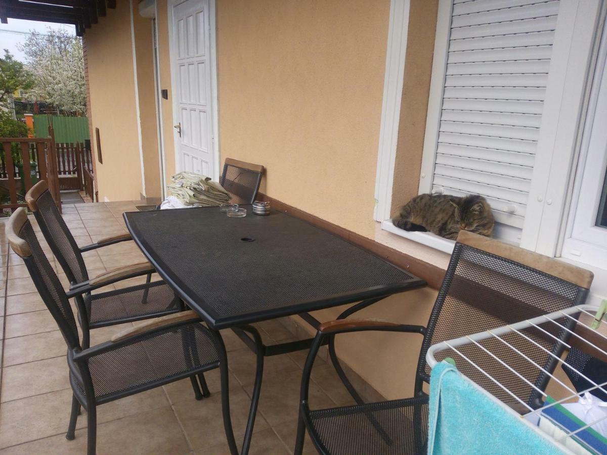 Tuenderkert Apartmanok Hajdúszoboszló Buitenkant foto